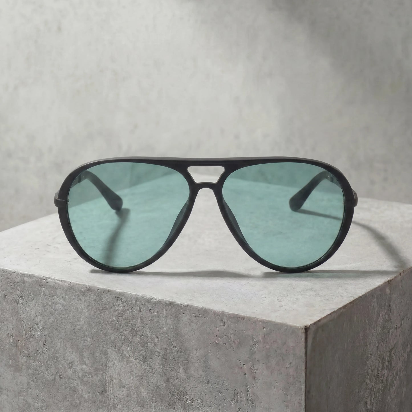 Mortani Ombra Pilot 01