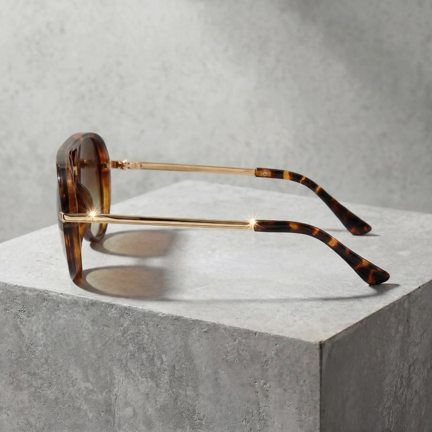 Mortani Ombra Pilot 01